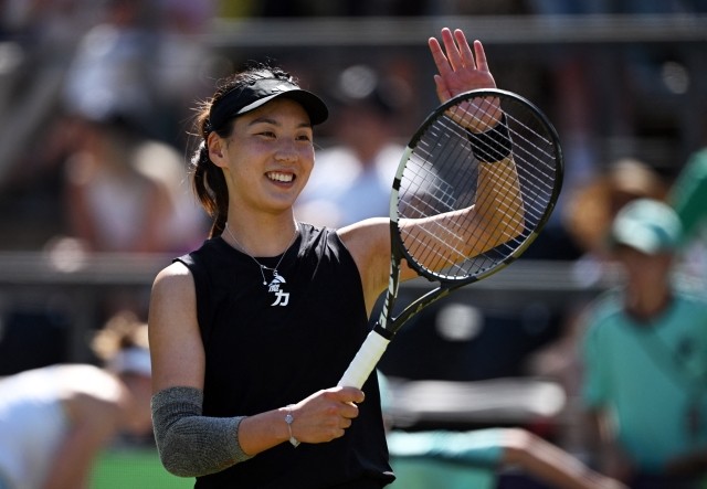 队阵容中扮 队阵容中扮